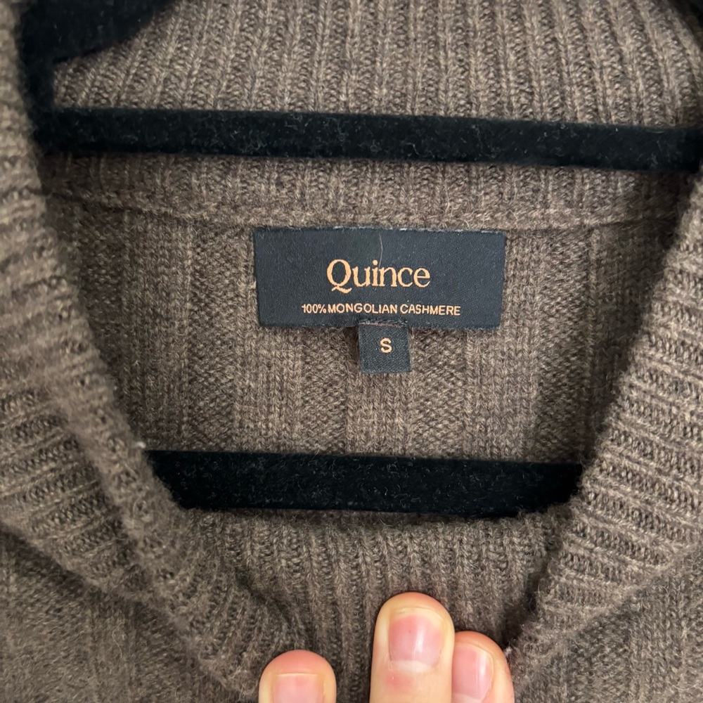 Quince Mongolian Cashmere Wide-Rib Cropped Mockneck Sweater - Picture 4 of 4